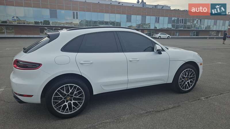 Внедорожник / Кроссовер Porsche Macan 2018 в Киеве