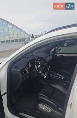 Внедорожник / Кроссовер Porsche Macan 2018 в Киеве