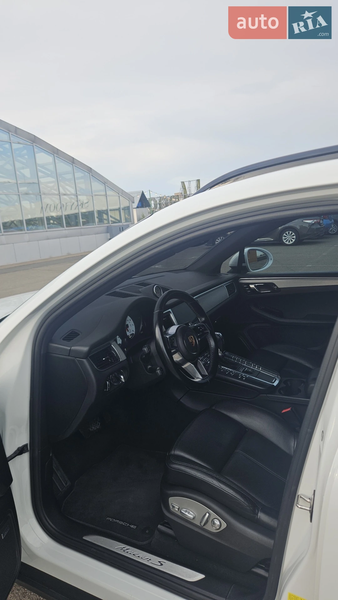 2018 Porsche Macan - мініатюра 36
