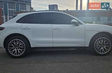 Внедорожник / Кроссовер Porsche Macan 2018 в Киеве