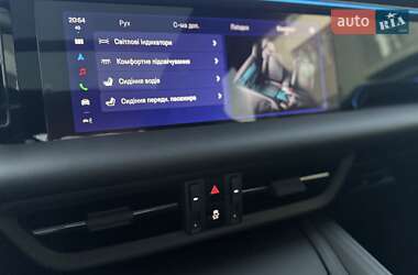 Внедорожник / Кроссовер Porsche Macan 2024 в 