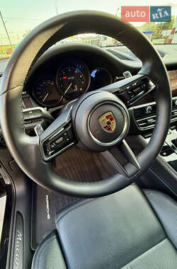 Внедорожник / Кроссовер Porsche Macan 2023 в 