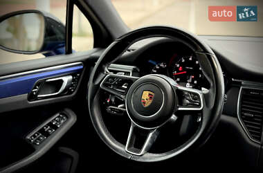 Внедорожник / Кроссовер Porsche Macan 2018 в 