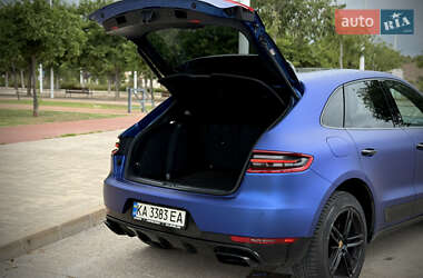 Внедорожник / Кроссовер Porsche Macan 2018 в 