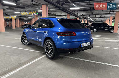 Позашляховик / Кросовер Porsche Macan 2018 в 