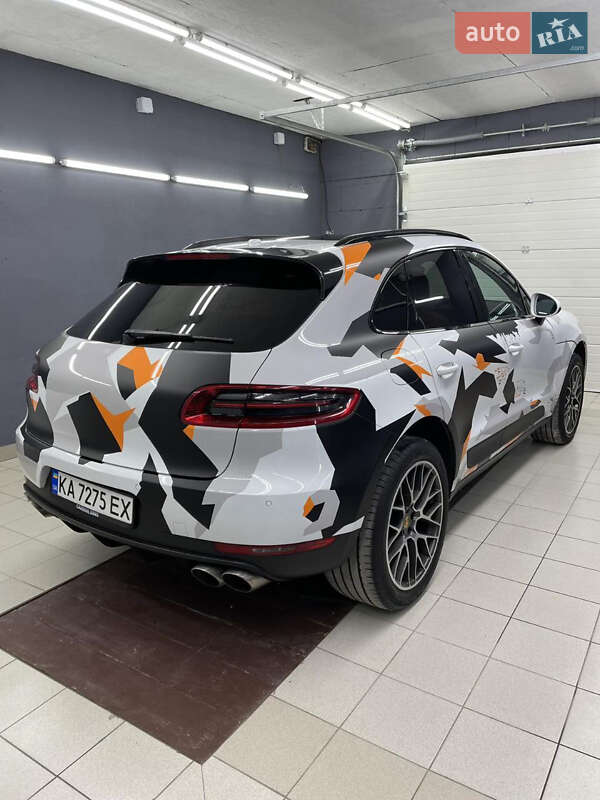 Внедорожник / Кроссовер Porsche Macan 2018 в Киеве фото 4 Внедорожник / Кроссовер Porsche Macan 2018 в Киеве
