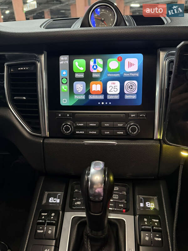 Внедорожник / Кроссовер Porsche Macan 2018 в Киеве