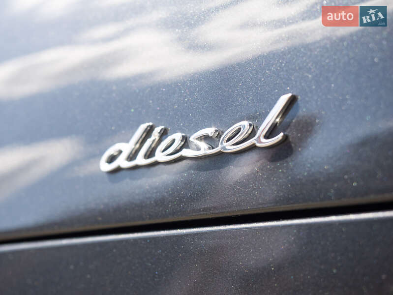 Внедорожник / Кроссовер Porsche Macan 2016 в Киеве фото 31 Внедорожник / Кроссовер Porsche Macan 2016 в Киеве