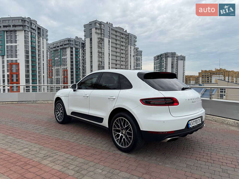 Внедорожник / Кроссовер Porsche Macan 2018 в Киеве