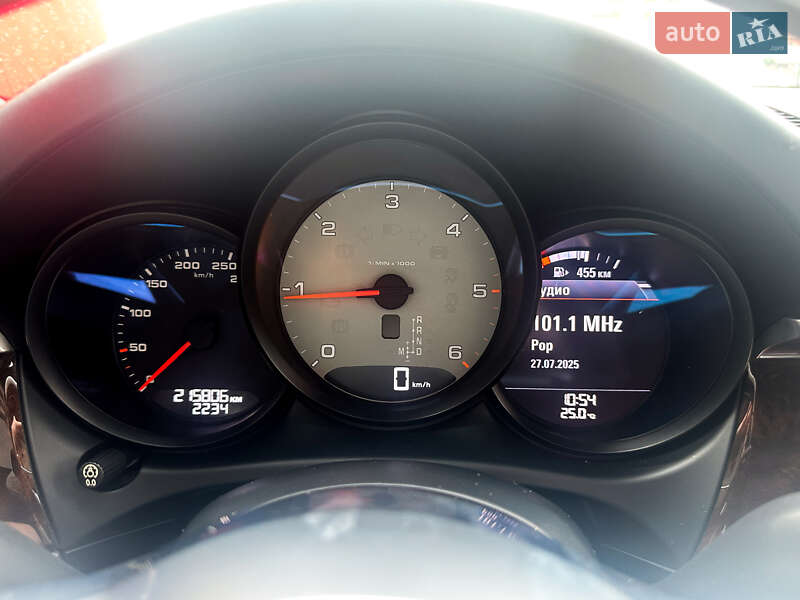 Внедорожник / Кроссовер Porsche Macan 2016 в Киеве фото 16 Внедорожник / Кроссовер Porsche Macan 2016 в Киеве