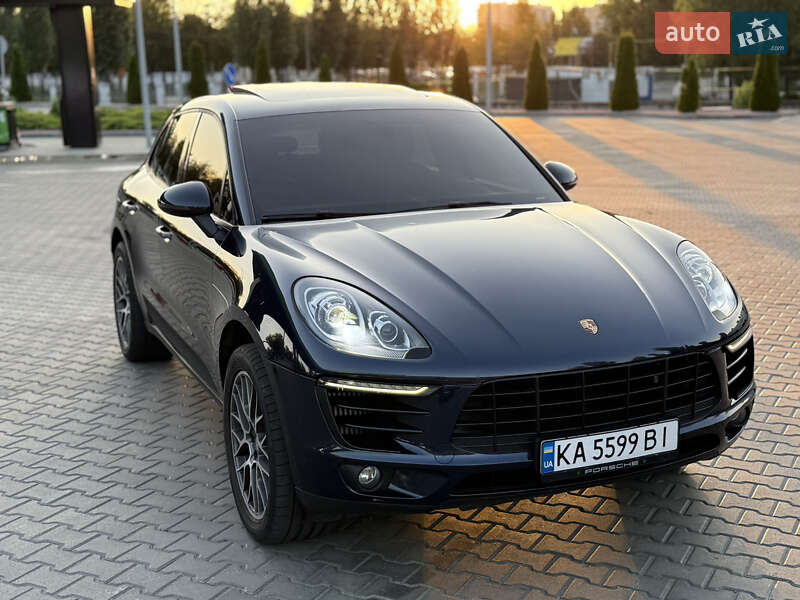 Внедорожник / Кроссовер Porsche Macan 2014 в 