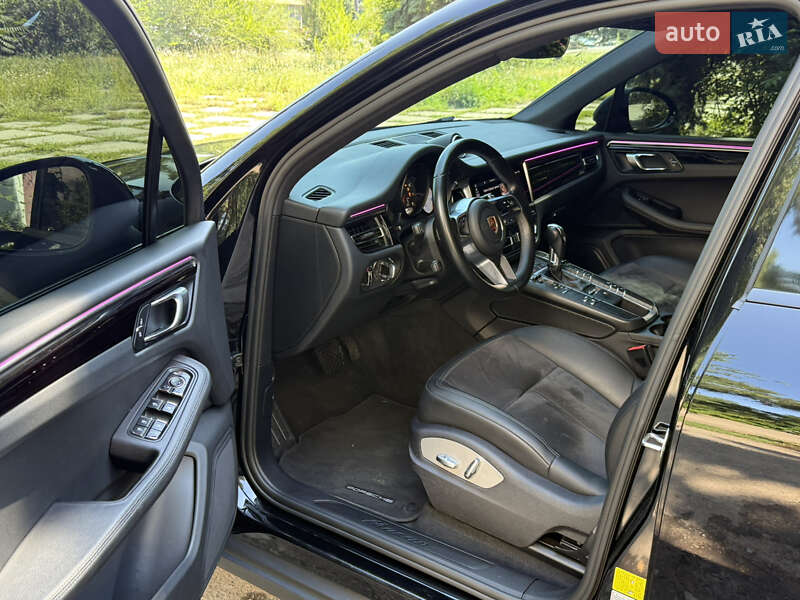 Позашляховик / Кросовер Porsche Macan 2020 в Дніпрі