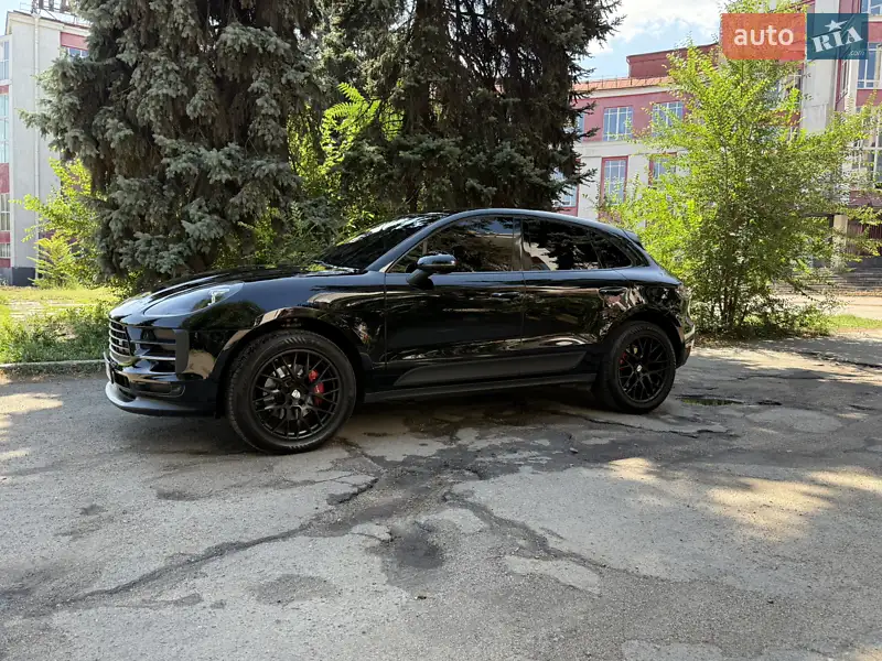 Porsche Macan 2020