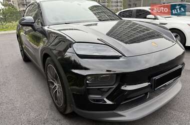 Внедорожник / Кроссовер Porsche Macan 2024 в 