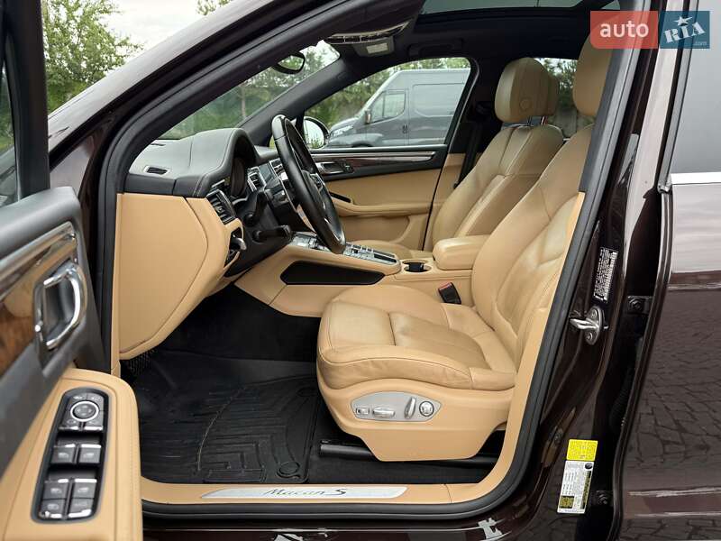 Внедорожник / Кроссовер Porsche Macan 2018 в Львове фото 74 Внедорожник / Кроссовер Porsche Macan 2018 в Львове