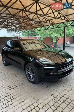 Позашляховик / Кросовер Porsche Macan 2021 в Харкові