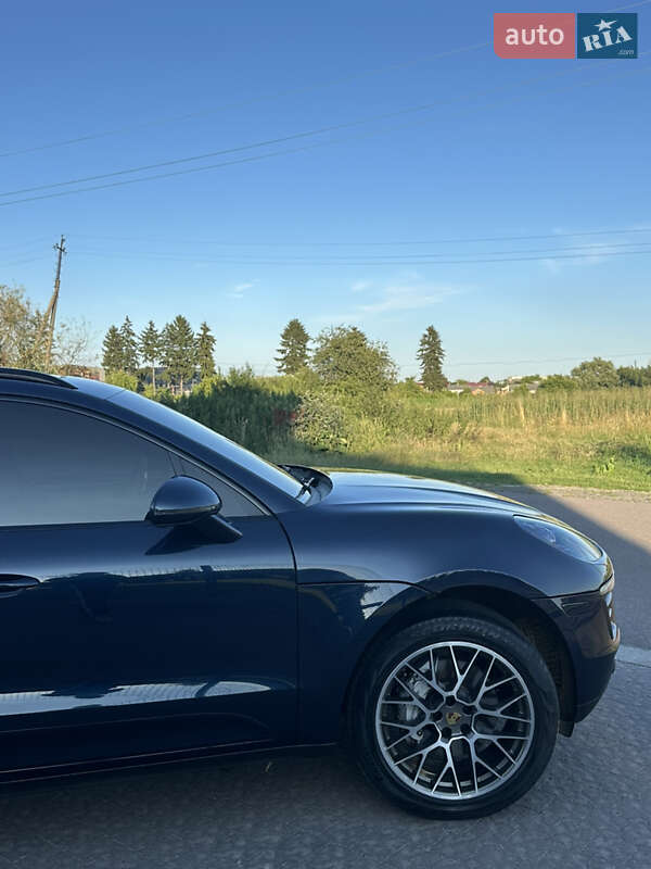 Внедорожник / Кроссовер Porsche Macan 2015 в Львове