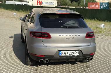 Внедорожник / Кроссовер Porsche Macan 2015 в 
