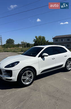 Внедорожник / Кроссовер Porsche Macan 2020 в 
