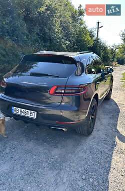 Внедорожник / Кроссовер Porsche Macan 2016 в 