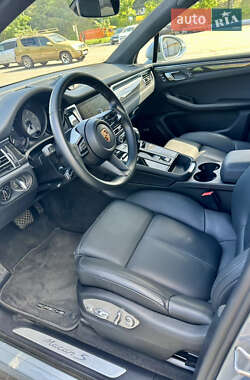 Позашляховик / Кросовер Porsche Macan 2022 в  фото 20 Позашляховик / Кросовер Porsche Macan 2022 в