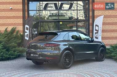 Внедорожник / Кроссовер Porsche Macan 2017 в 