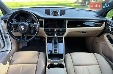 Внедорожник / Кроссовер Porsche Macan 2024 в 