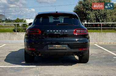 Внедорожник / Кроссовер Porsche Macan 2018 в 