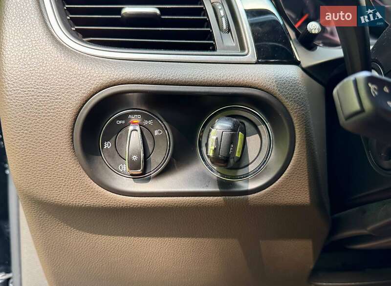 Внедорожник / Кроссовер Porsche Macan 2018 в Киеве фото 39 Внедорожник / Кроссовер Porsche Macan 2018 в Киеве