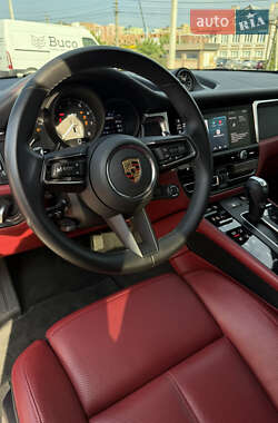 Внедорожник / Кроссовер Porsche Macan 2022 в 