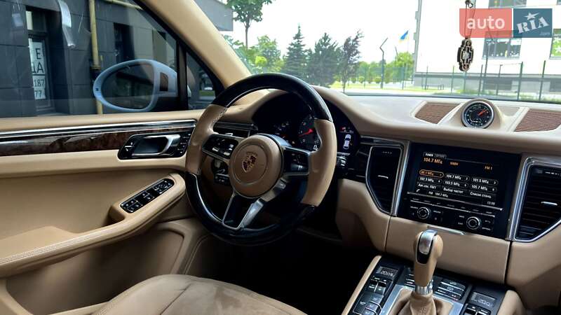Внедорожник / Кроссовер Porsche Macan 2014 в Ивано-Франковске