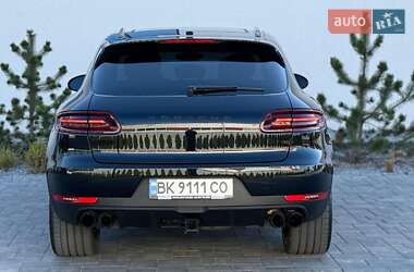 Внедорожник / Кроссовер Porsche Macan 2017 в 