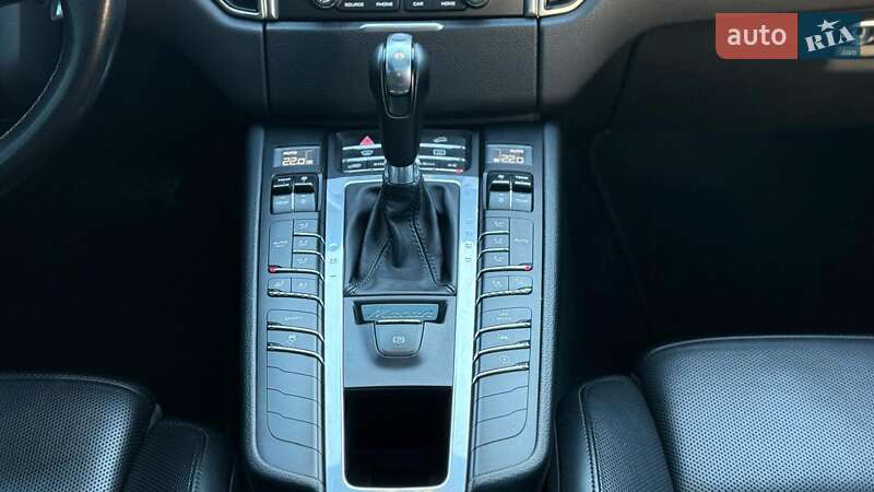 Внедорожник / Кроссовер Porsche Macan 2017 в Луцке фото 24 Внедорожник / Кроссовер Porsche Macan 2017 в Луцке