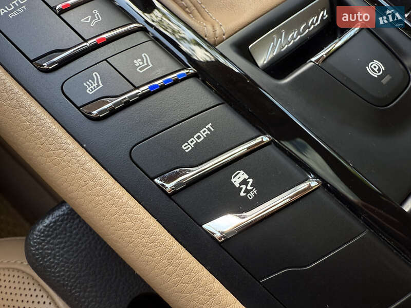 Внедорожник / Кроссовер Porsche Macan 2016 в Черкассах