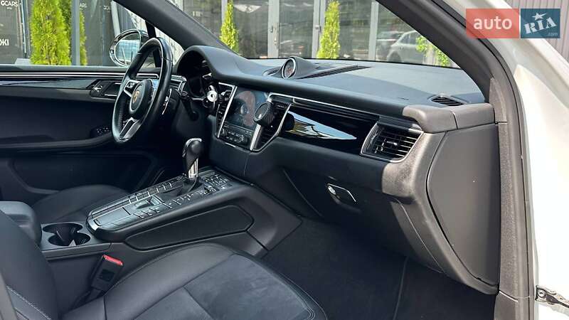 Внедорожник / Кроссовер Porsche Macan 2017 в Киеве фото 17 Внедорожник / Кроссовер Porsche Macan 2017 в Киеве