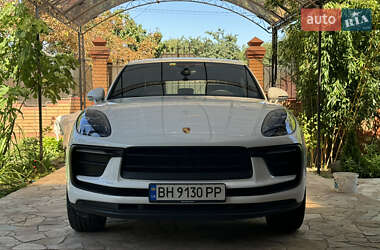 Внедорожник / Кроссовер Porsche Macan 2022 в 