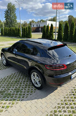 Внедорожник / Кроссовер Porsche Macan 2018 в 
