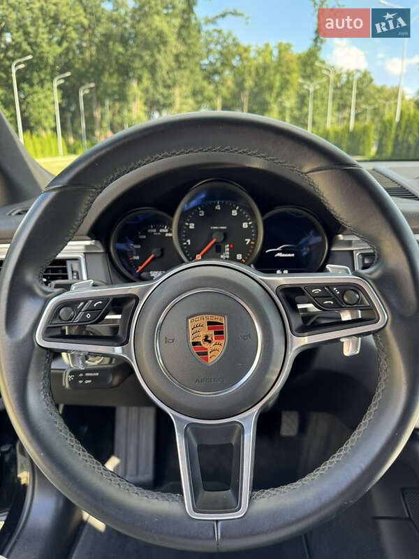 Внедорожник / Кроссовер Porsche Macan 2018 в Харькове