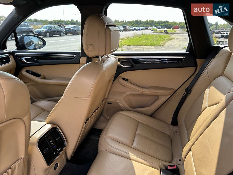 Позашляховик / Кросовер Porsche Macan 2017 в Львові фото 22 Позашляховик / Кросовер Porsche Macan 2017 в Львові