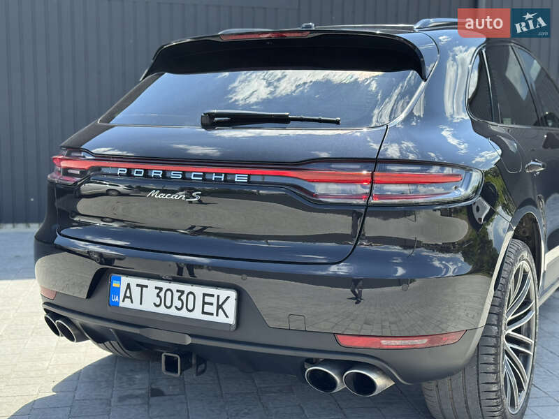 Внедорожник / Кроссовер Porsche Macan 2021 в Коломые