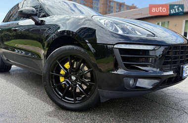 Внедорожник / Кроссовер Porsche Macan 2017 в 