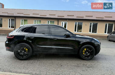Внедорожник / Кроссовер Porsche Macan 2017 в 