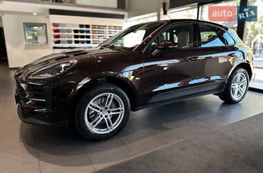 Внедорожник / Кроссовер Porsche Macan 2021 в 