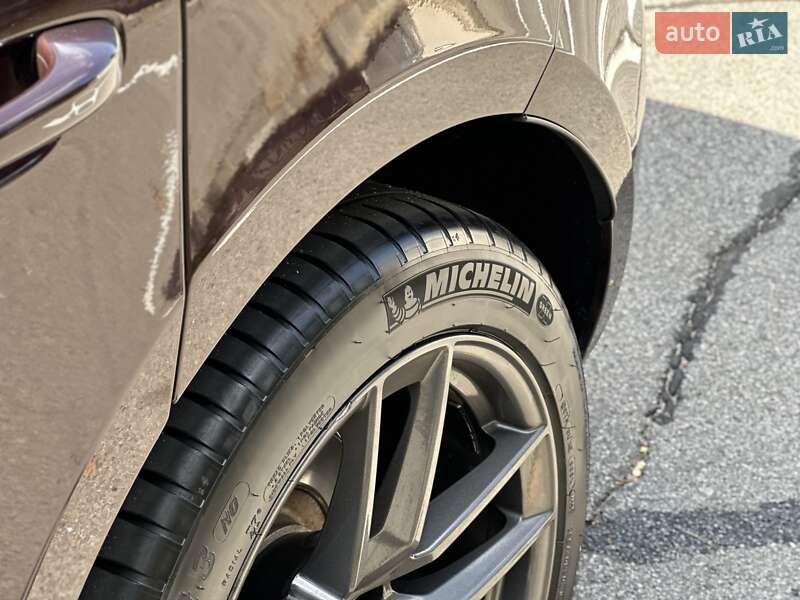 Внедорожник / Кроссовер Porsche Macan 2022 в Харькове