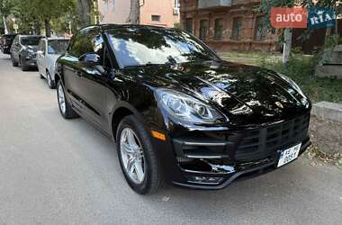 Позашляховик / Кросовер Porsche Macan 2015 в Дніпрі
