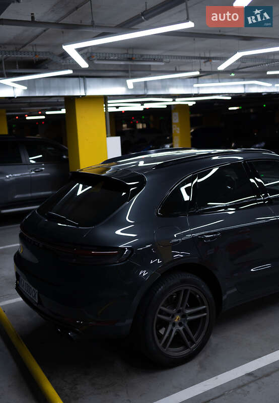 Внедорожник / Кроссовер Porsche Macan 2018 в Киеве