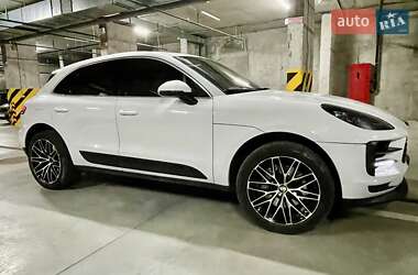 Внедорожник / Кроссовер Porsche Macan 2019 в 