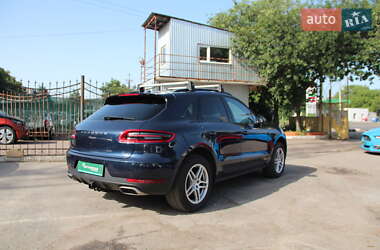 Внедорожник / Кроссовер Porsche Macan 2017 в 