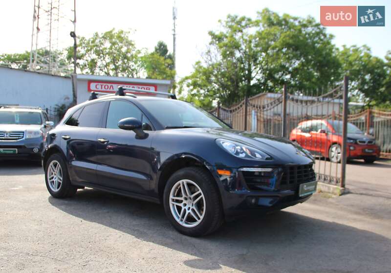 Внедорожник / Кроссовер Porsche Macan 2017 в 