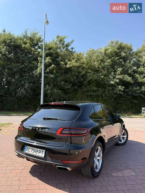 Внедорожник / Кроссовер Porsche Macan 2016 в Львове